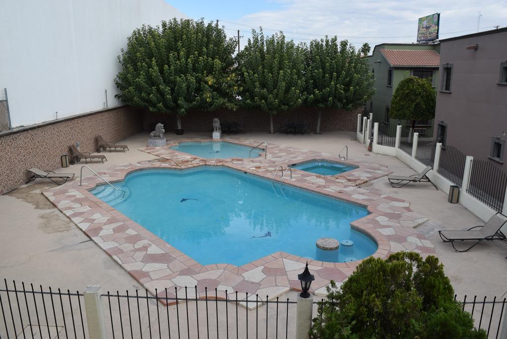 Hotel Suites El Paseo Ciudad Juárez Exterior photo
